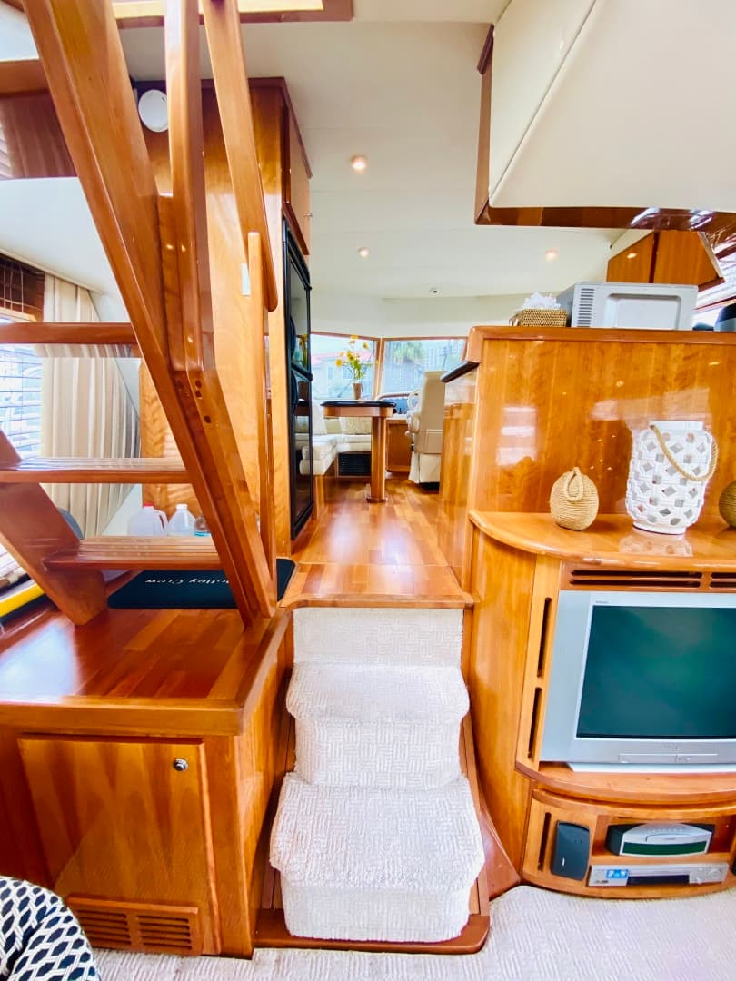 2003 Navigator 5700 Rival