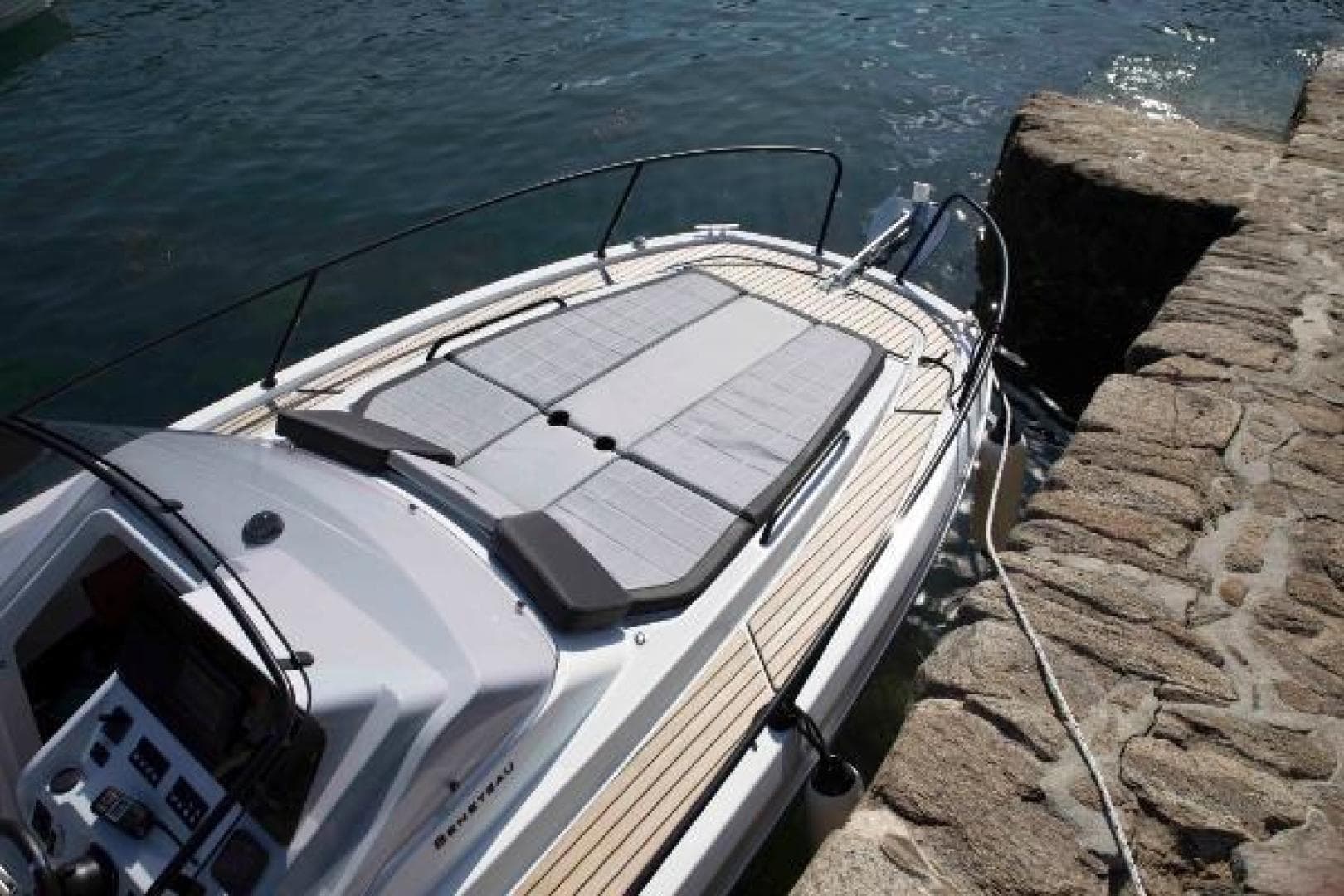 2026 Beneteau Flyer 8 SunDeck