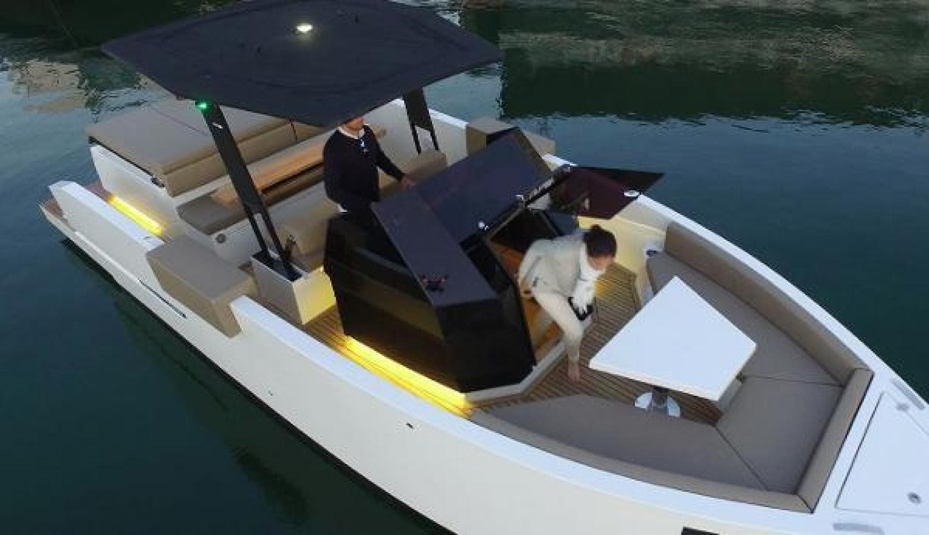 2022 De Antonio D28 Open