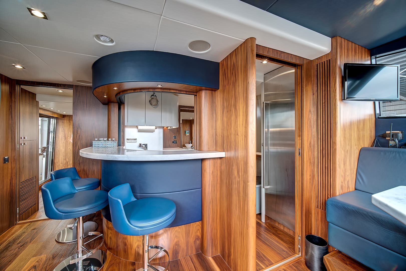 2019 Sunseeker 86 Yacht