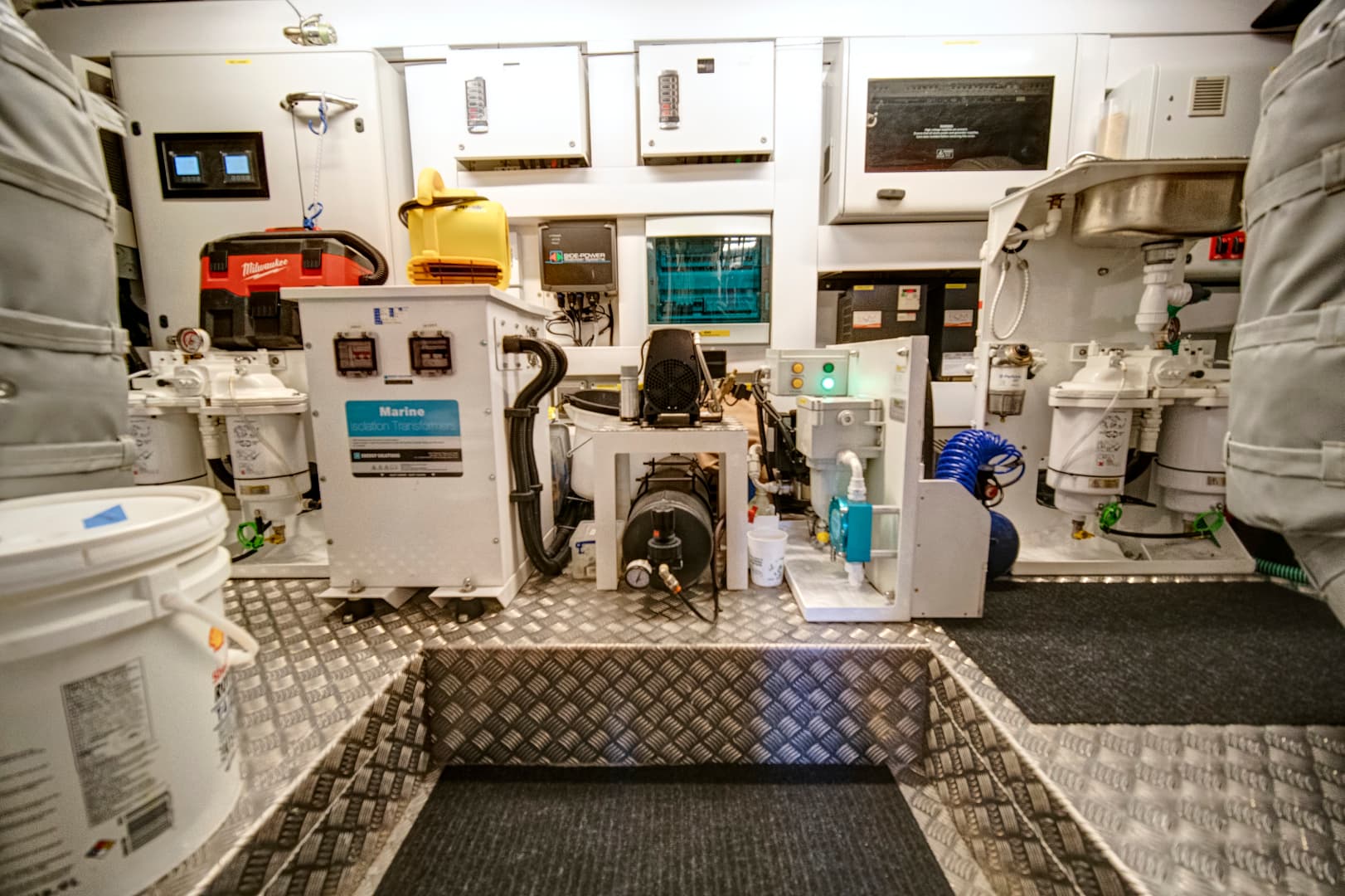 2019 Sunseeker 86 Yacht