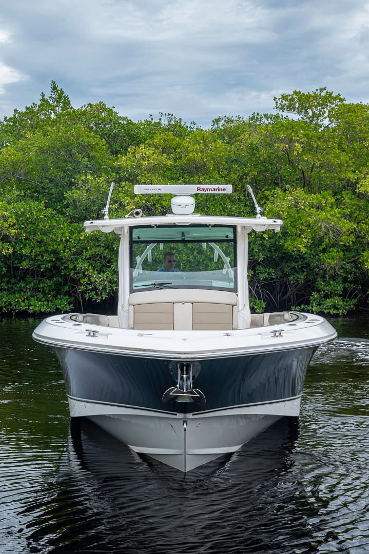 2017 Boston Whaler 370 Outrage