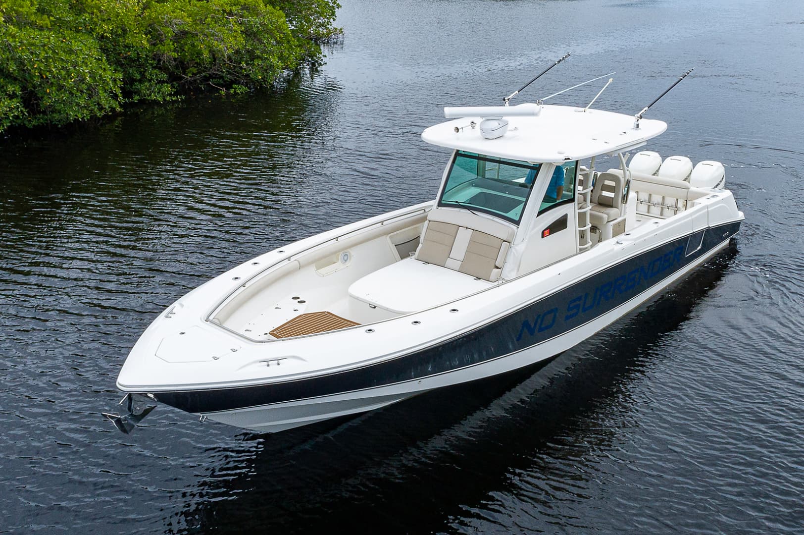 2017 Boston Whaler 370 Outrage