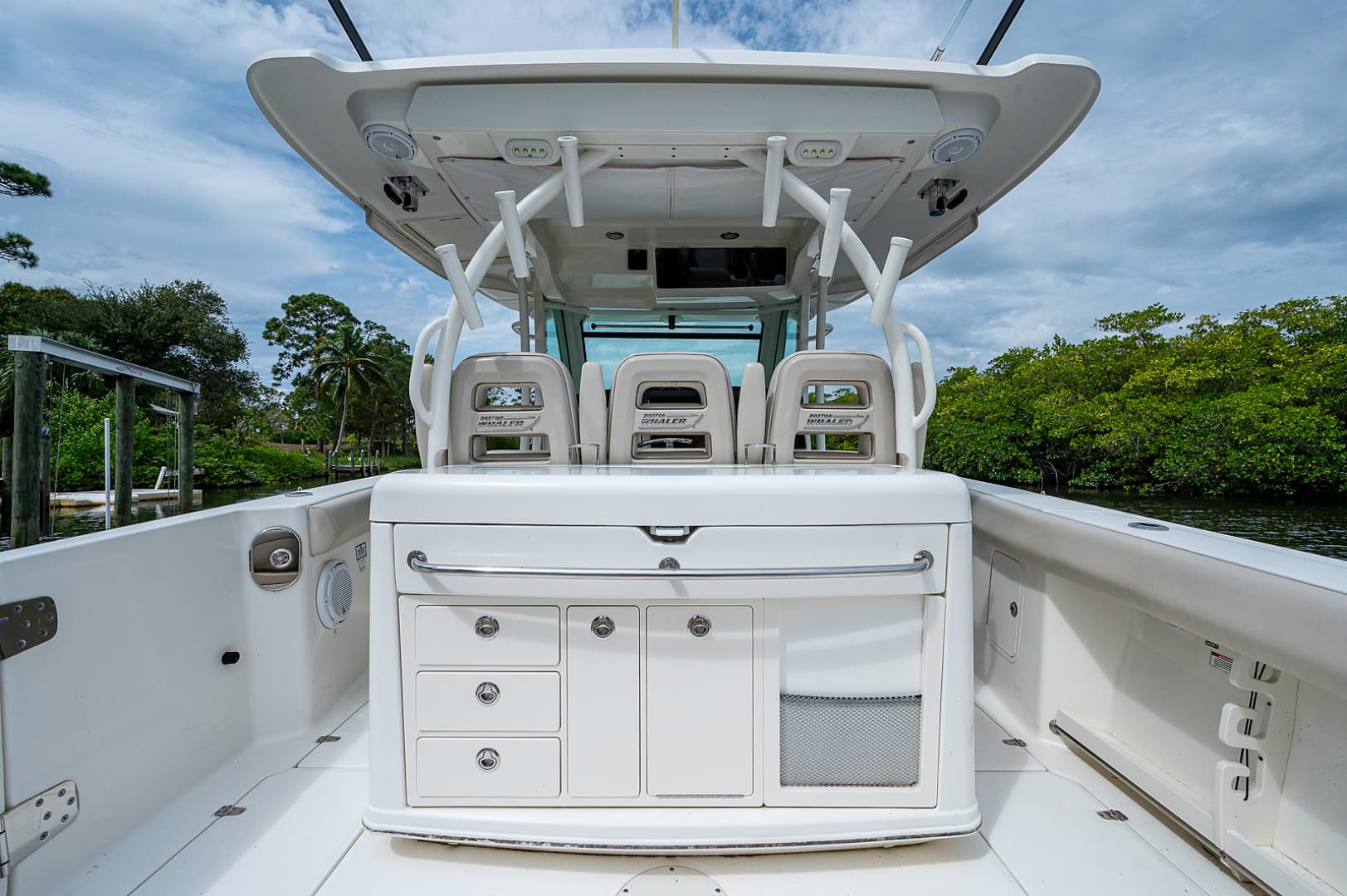 2017 Boston Whaler 370 Outrage