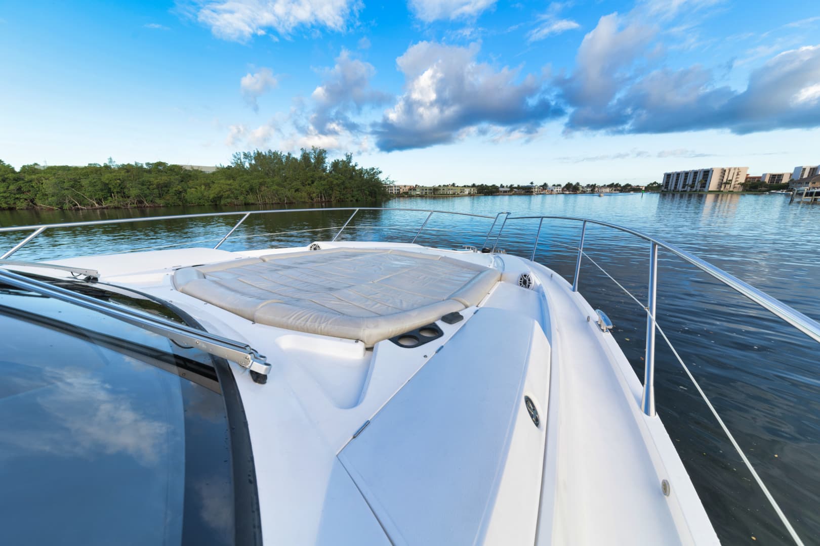 2017 Sunseeker Predator