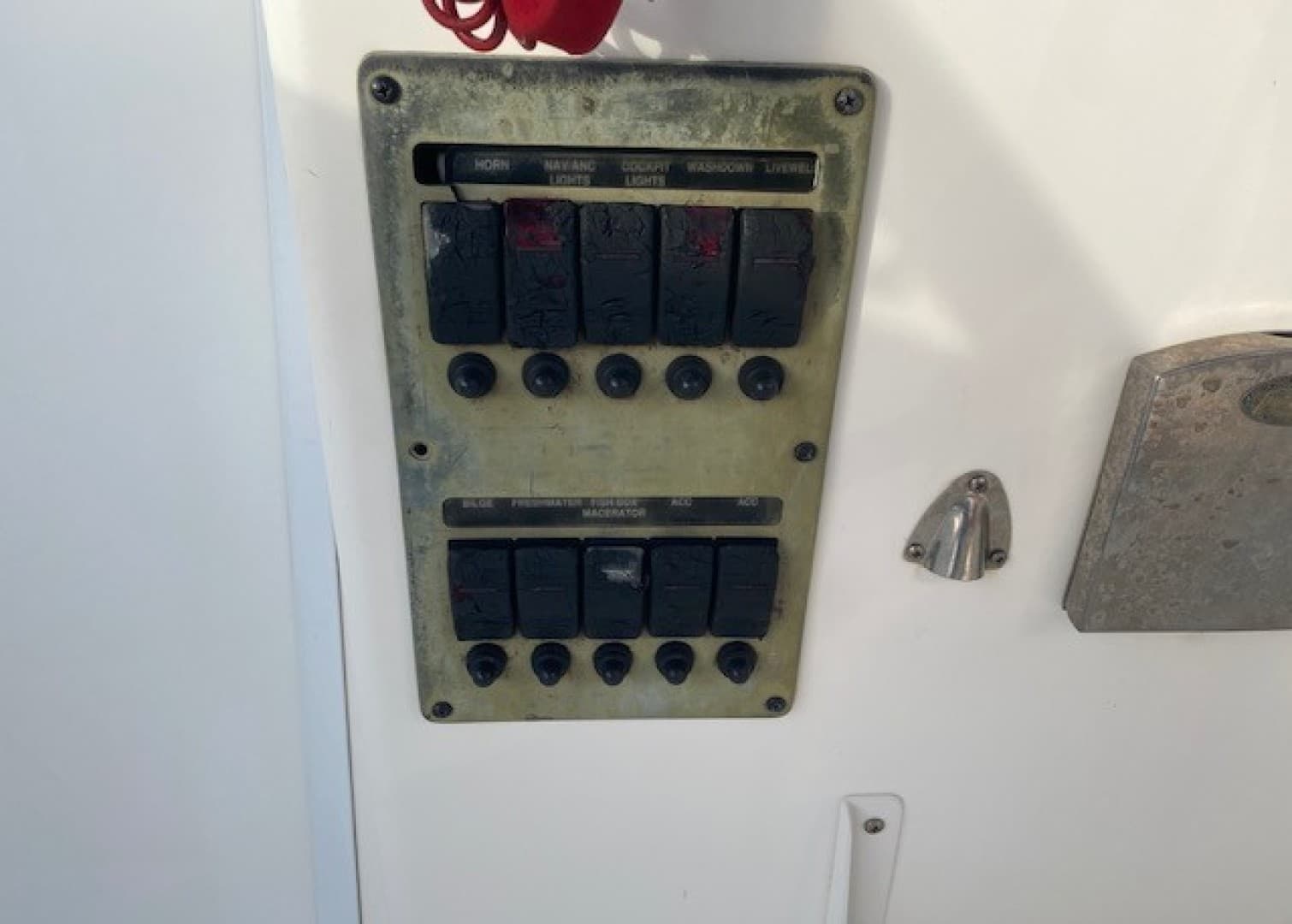 2001 Century 2300 Walkaround