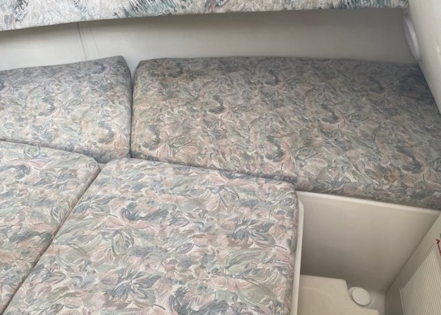 2001 Century 2300 Walkaround