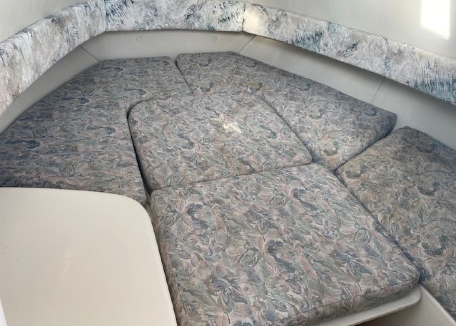 2001 Century 2300 Walkaround