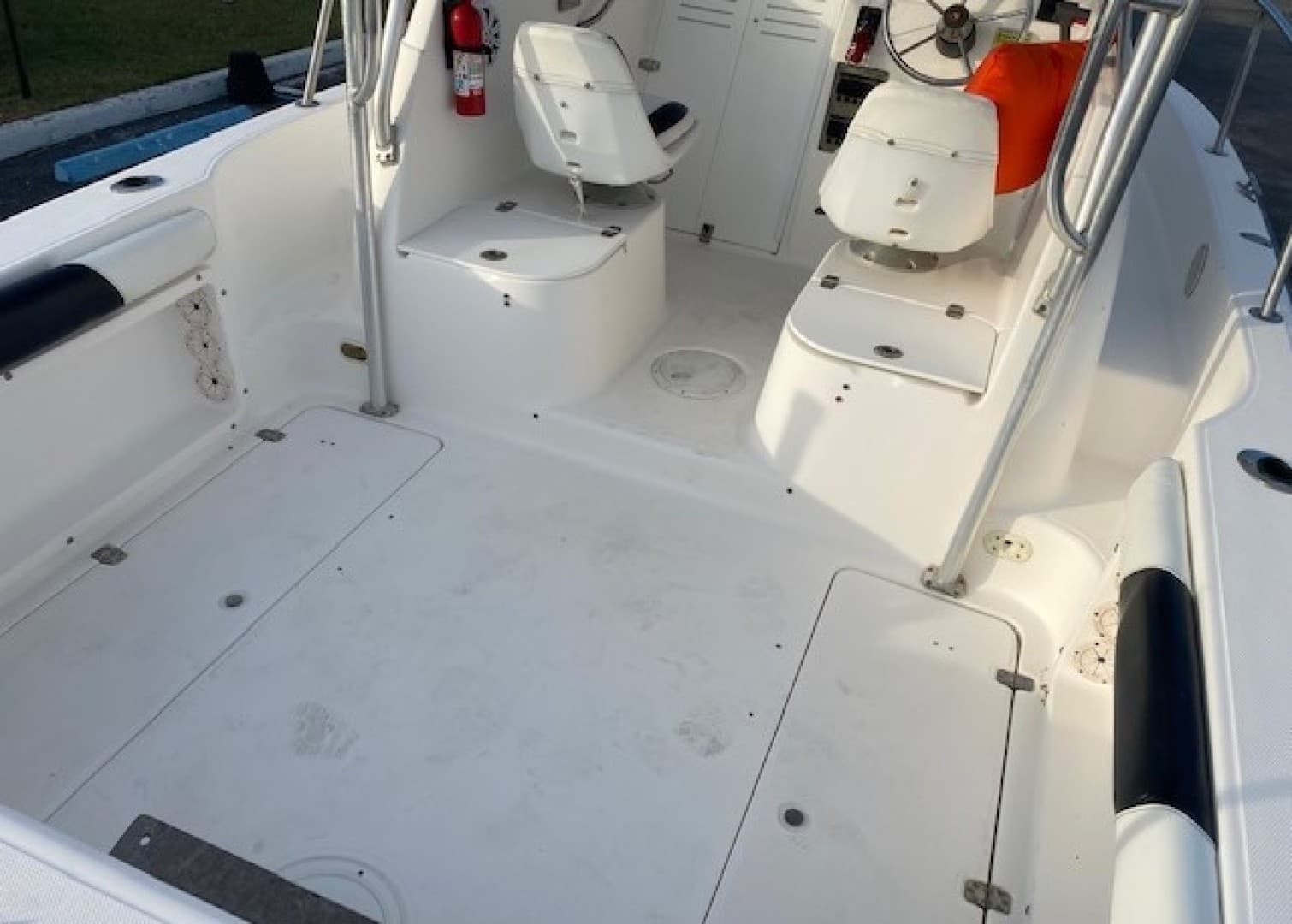 2001 Century 2300 Walkaround