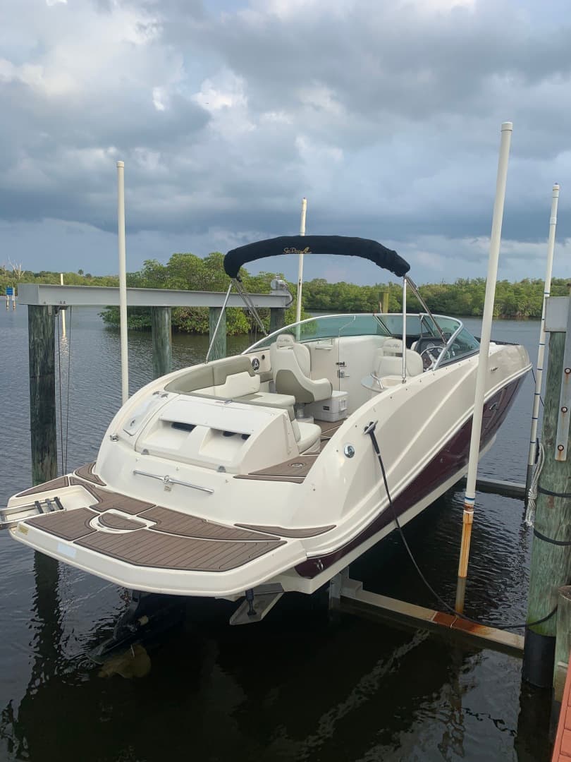 2007 Sea Ray 240 Sundeck
