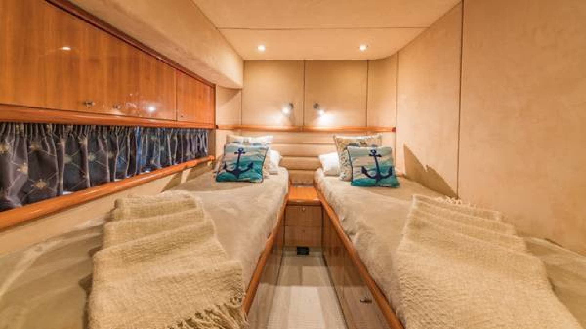 2004 Sunseeker Manhattan