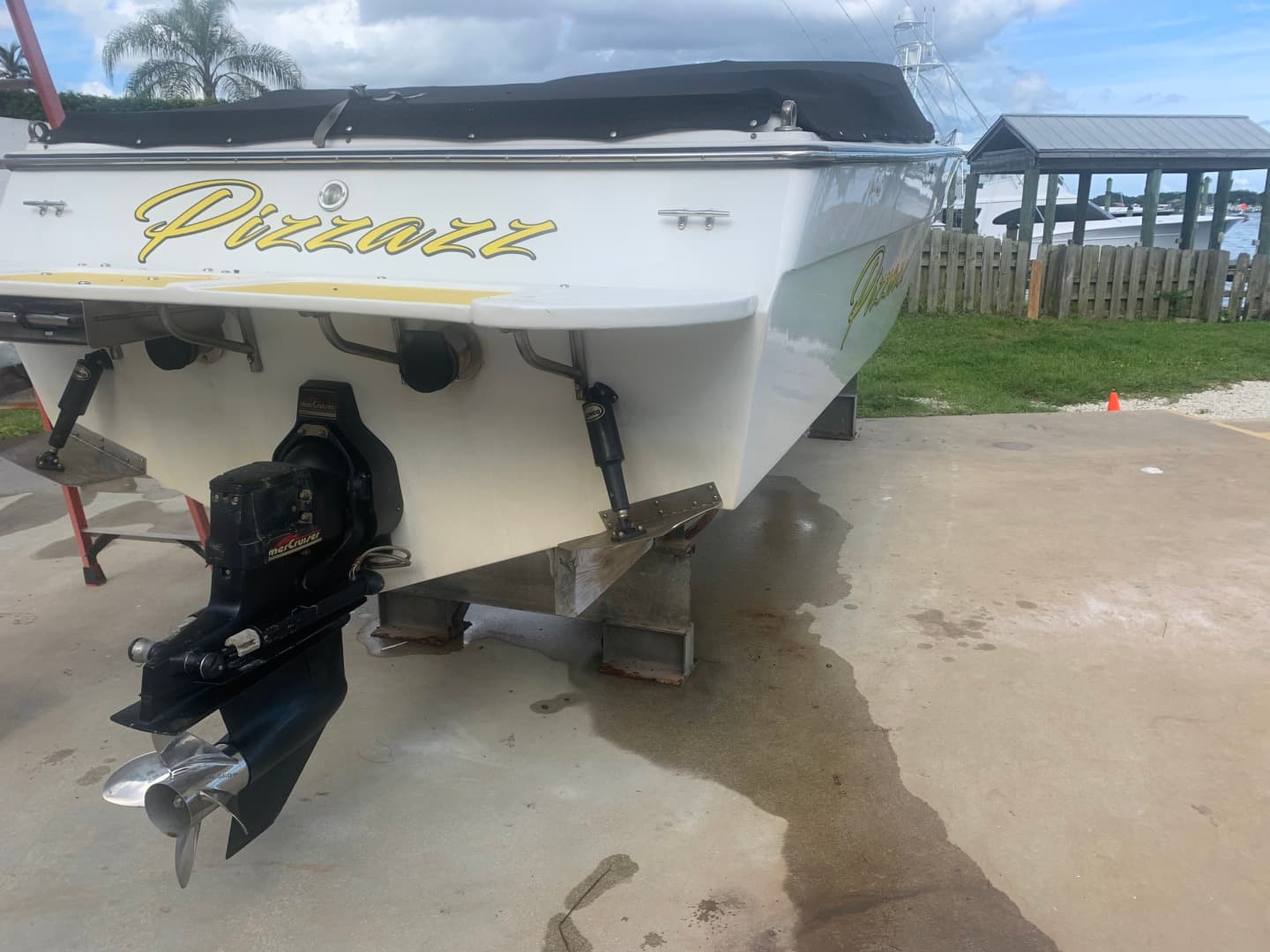 1988 Corsair 25