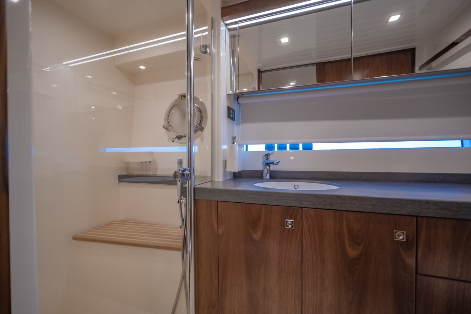 2019 Riviera 68 Sport Motor Yacht