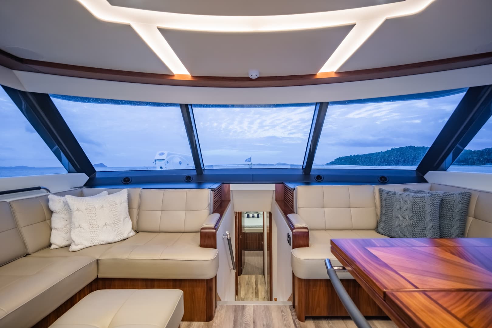 2019 Riviera 68 Sport Motor Yacht