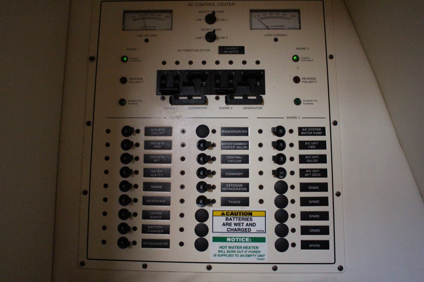 2000 Carver Trojan 440 Express