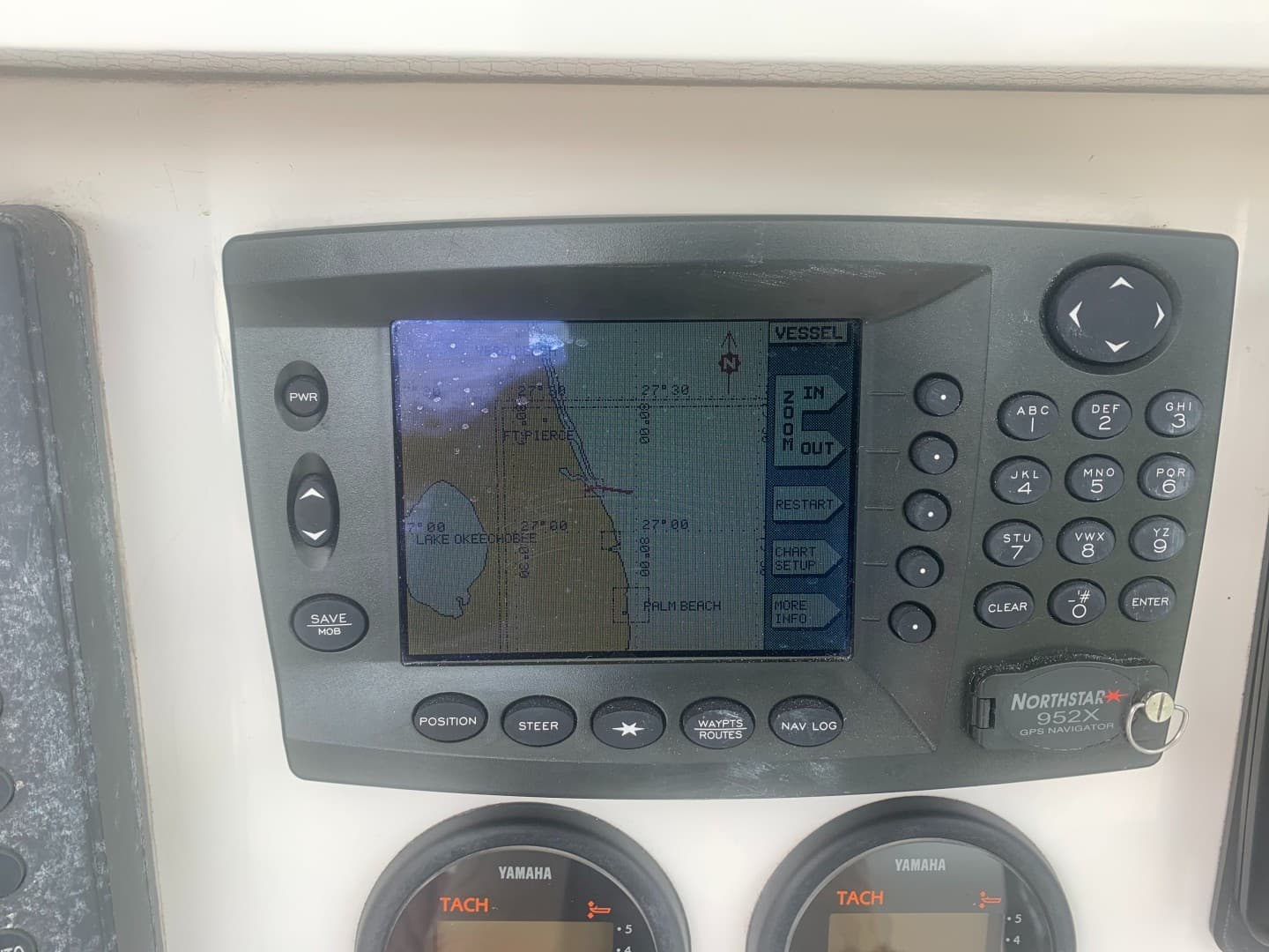 2001 Venture 34 Center Console