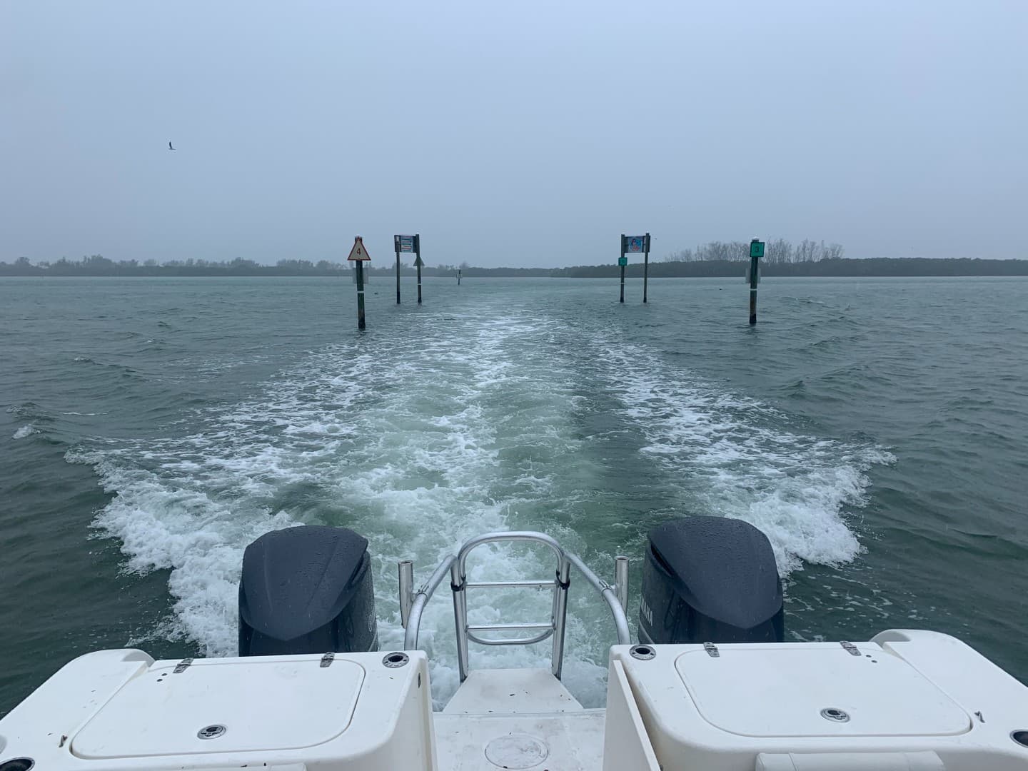 2015 World Cat 320 EC