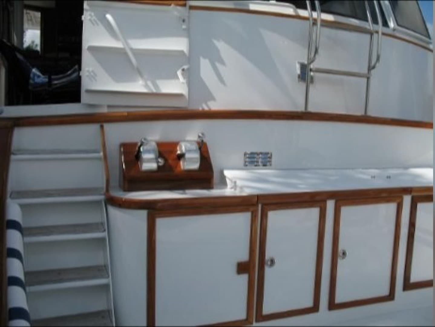 1965 Burger Cockpit Flybridge Motor Yacht