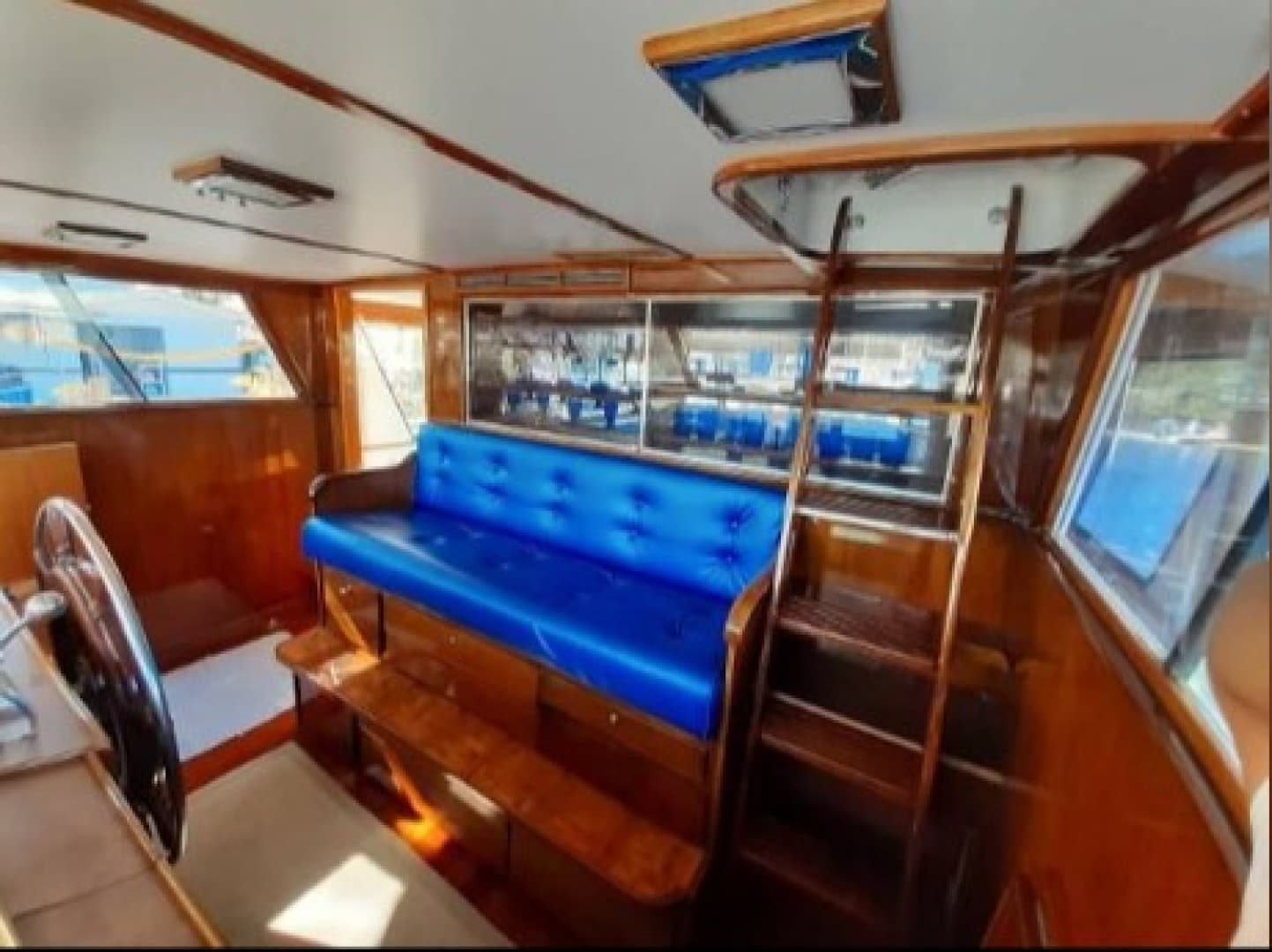 1965 Burger Cockpit Flybridge Motor Yacht