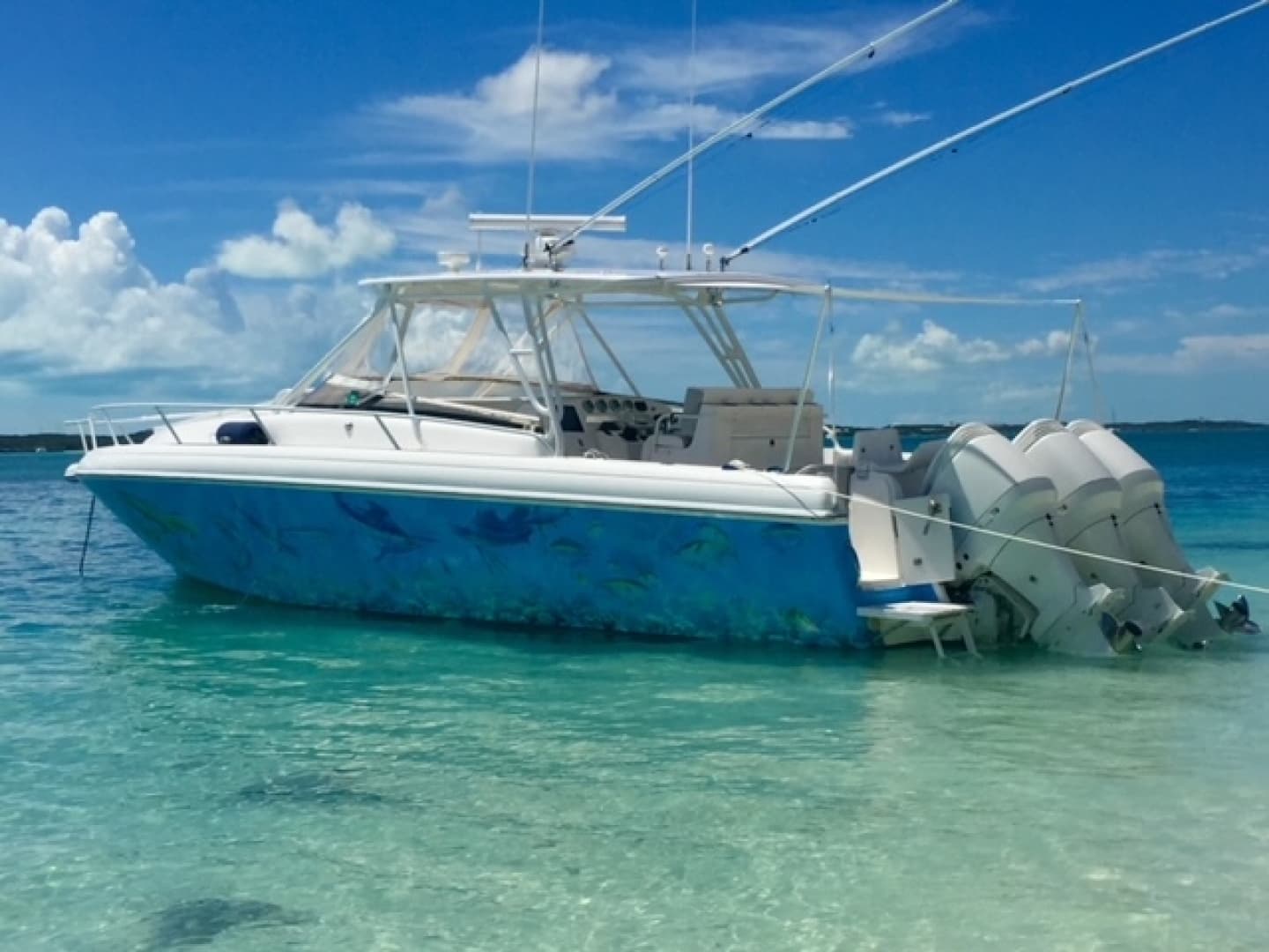 2003 Intrepid 377 Walkaround