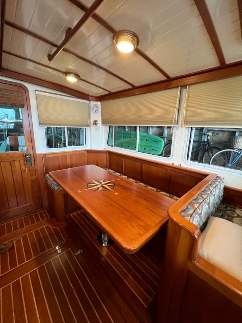 2007 Northern Bay 38