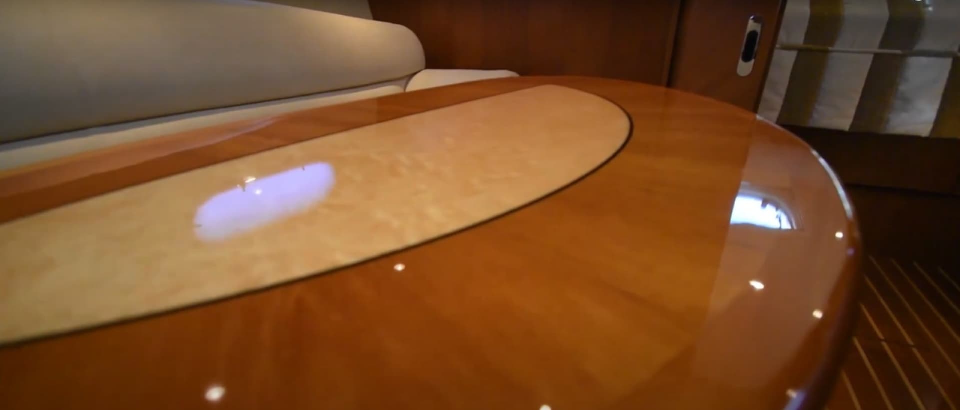 2008 Tiara Yachts 3900 Sovran