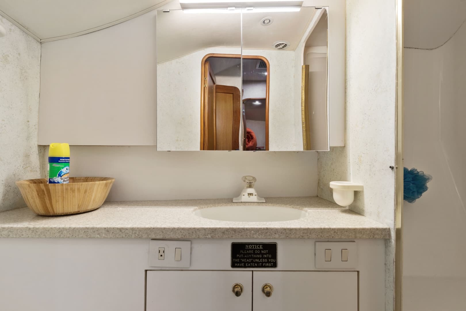 2001 Ocean Yachts 52 SS