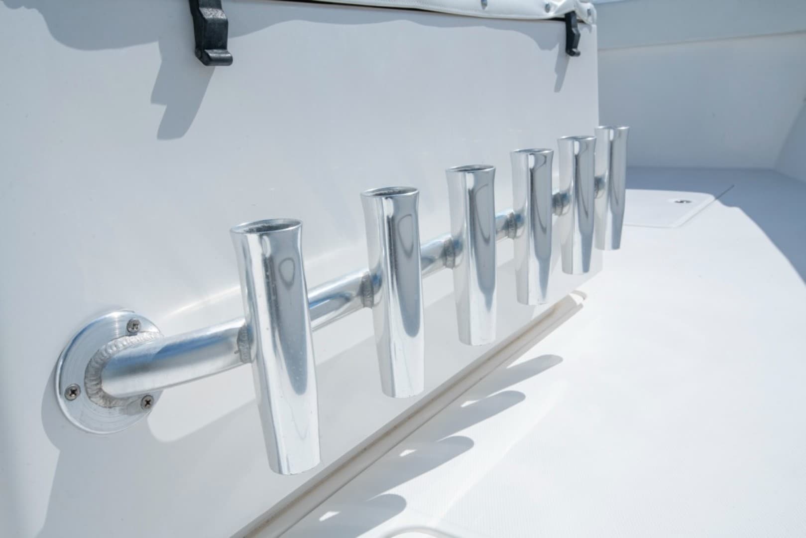 2011 Invincible 42CC