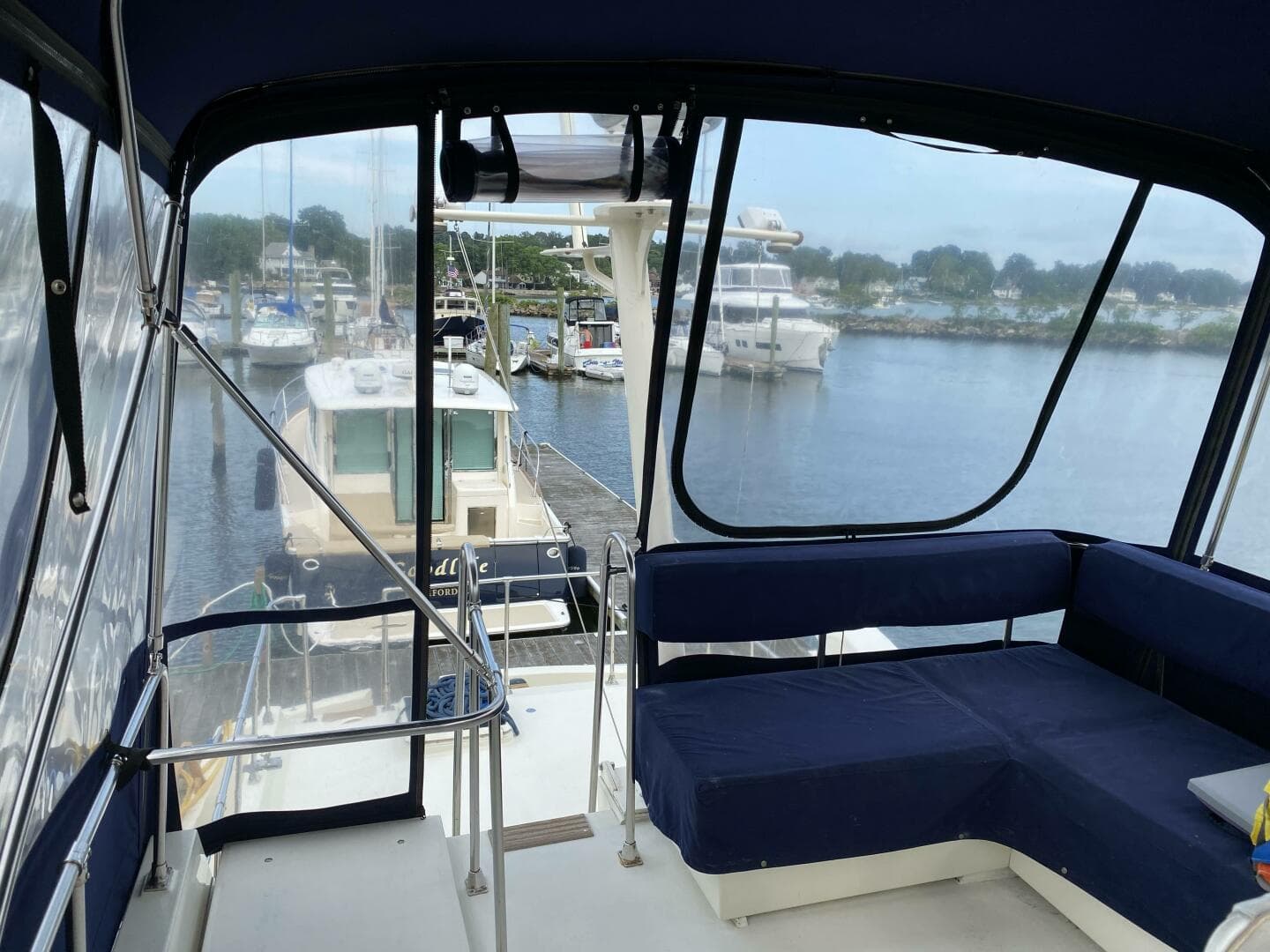 1983 Tollycraft Aft Cabin