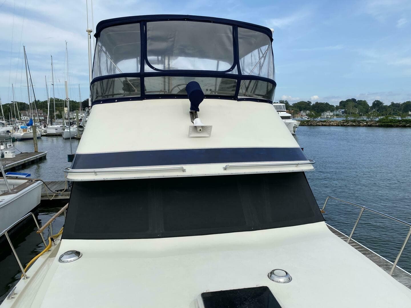 1983 Tollycraft Aft Cabin