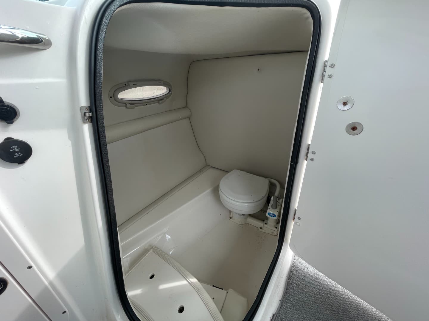 2005 Chaparral 236 Sunesta