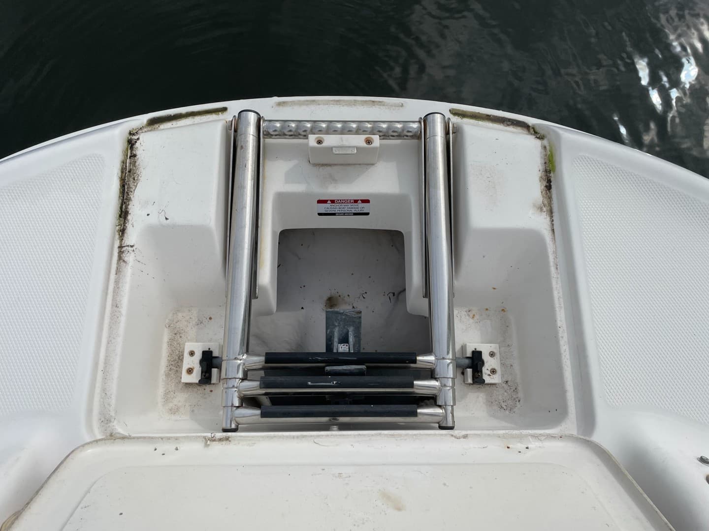 2005 Chaparral 236 Sunesta