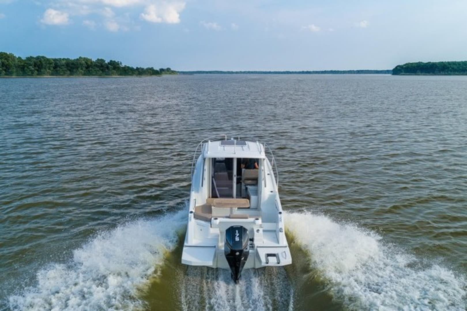 2026 Beneteau Antares 7