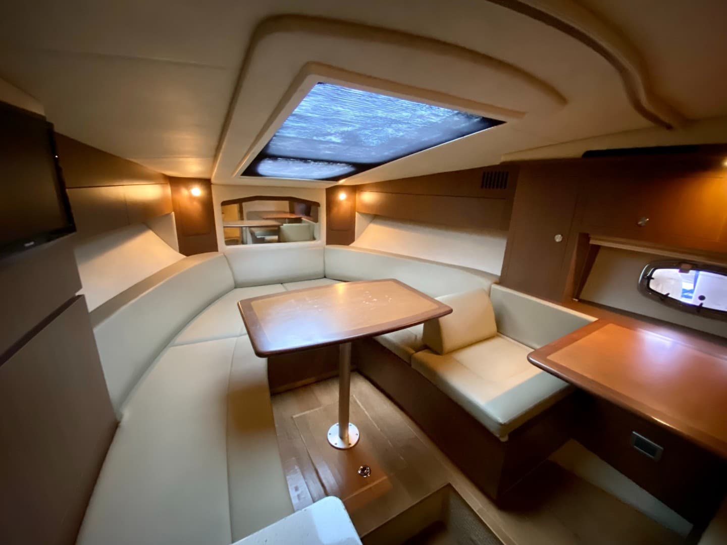 2013 Sea Ray 310 Sundancer