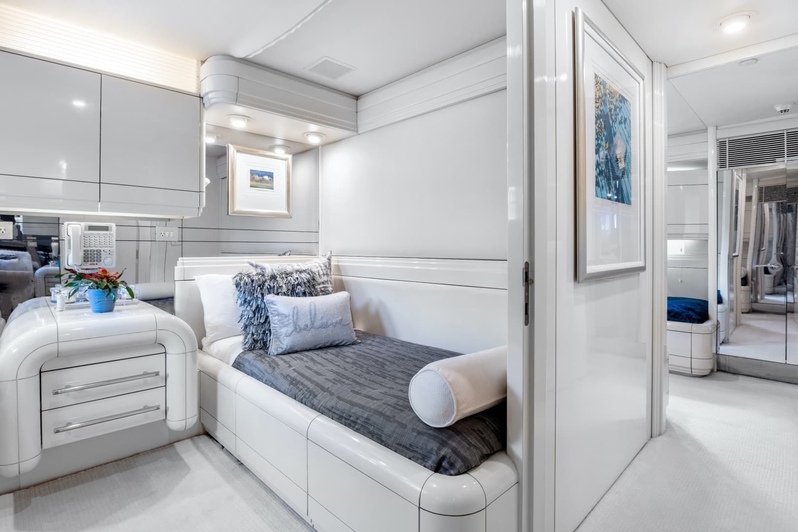 1989 Oceanfast Motor Yacht