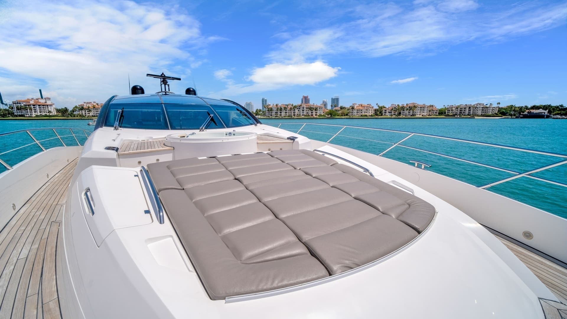 2013 Sunseeker 80 Predator