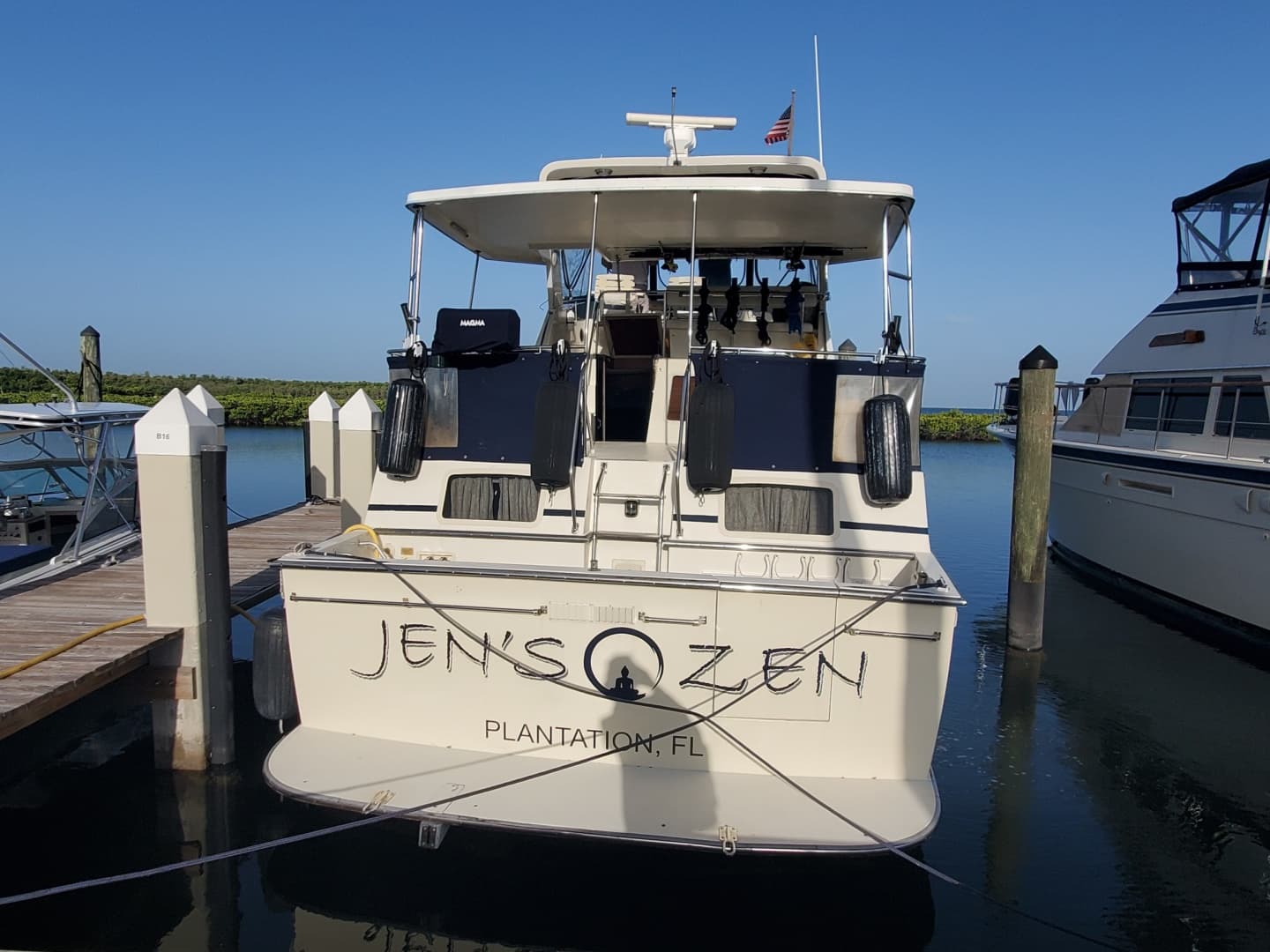 1989 Tollycraft Cockpit Motor Yacht