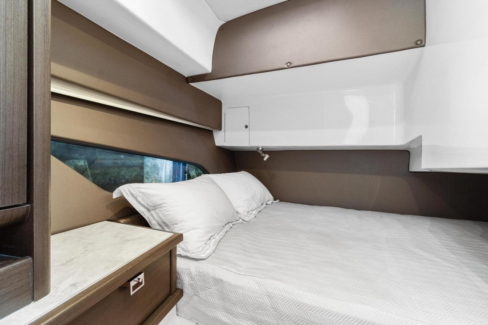 2021 Intrepid 438 Evolution