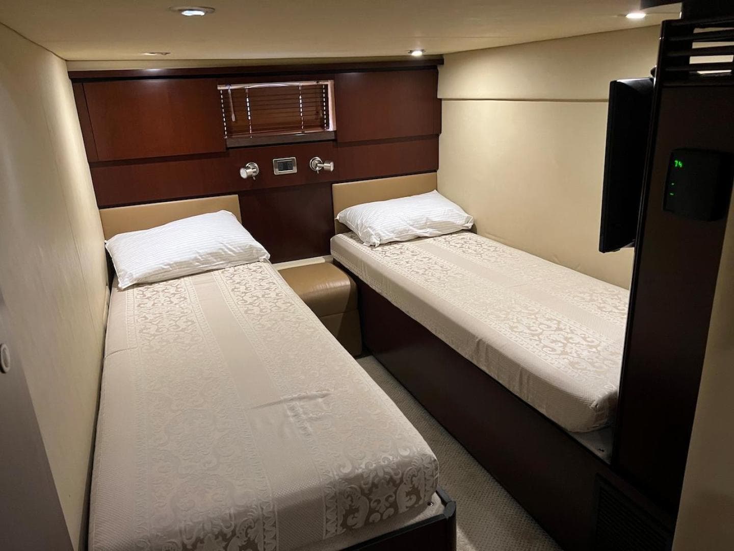 2006 Sea Ray 48 Sundancer