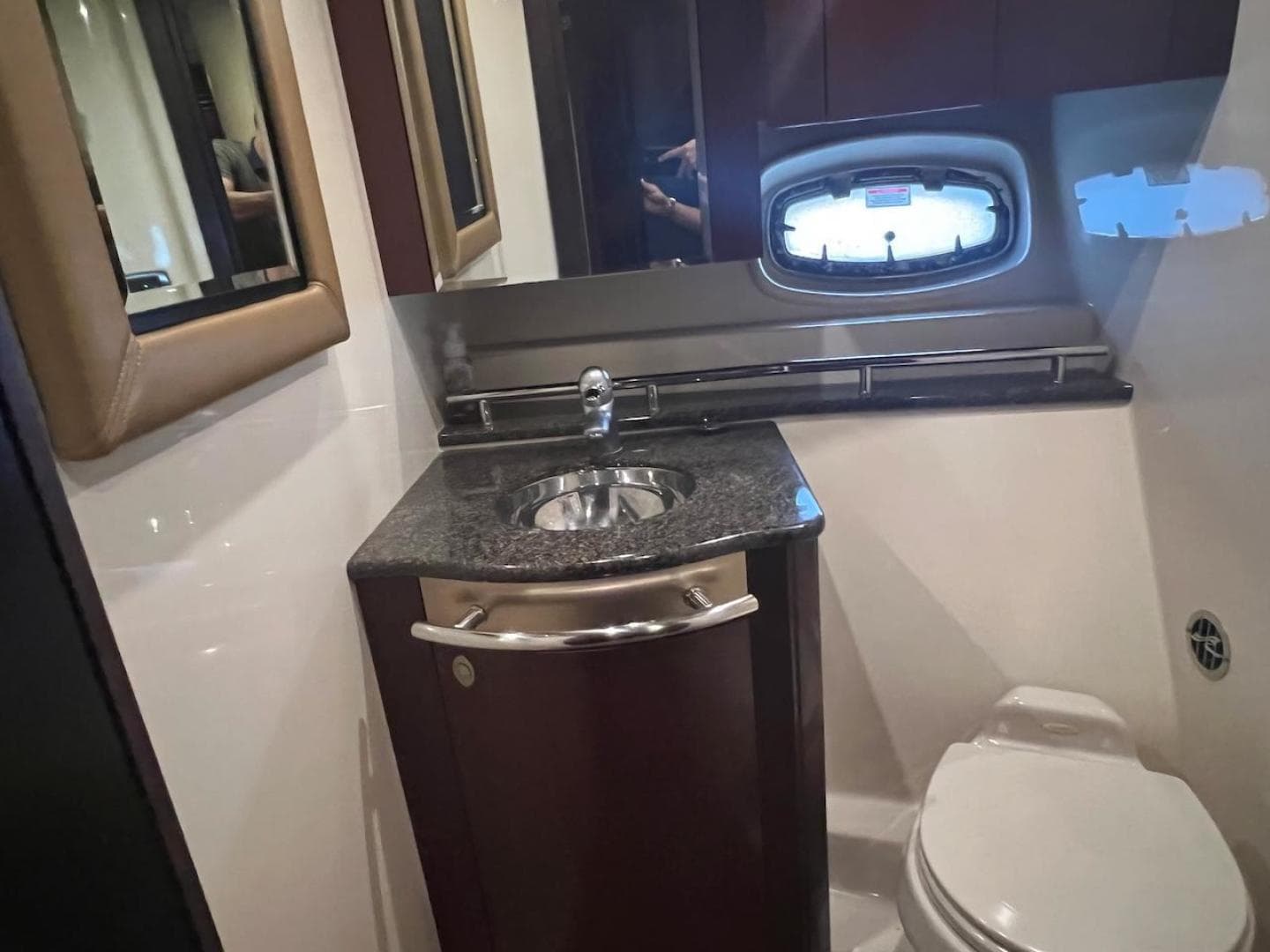 2006 Sea Ray 48 Sundancer