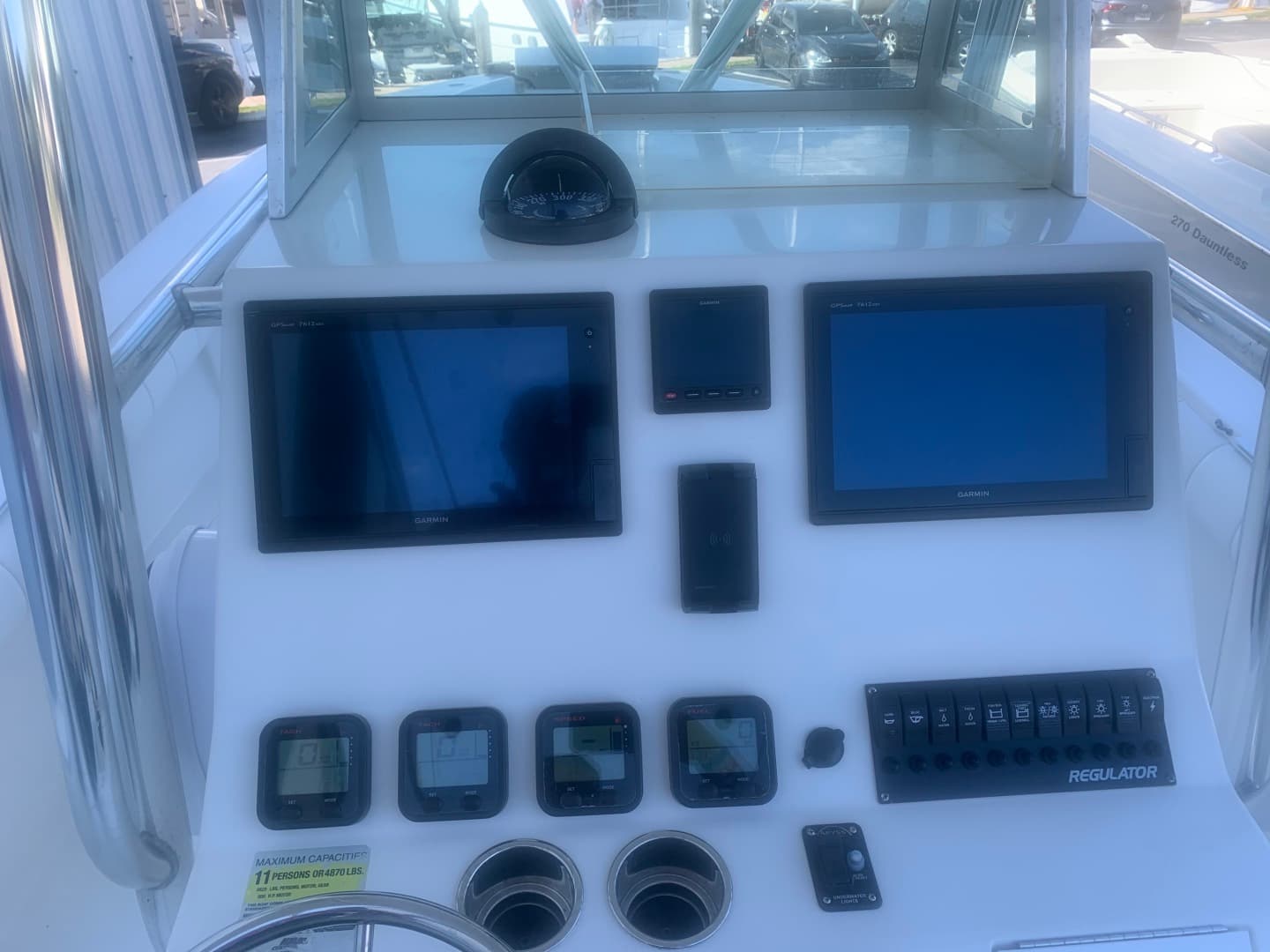 2010 Regulator 26 Forwarding Seating