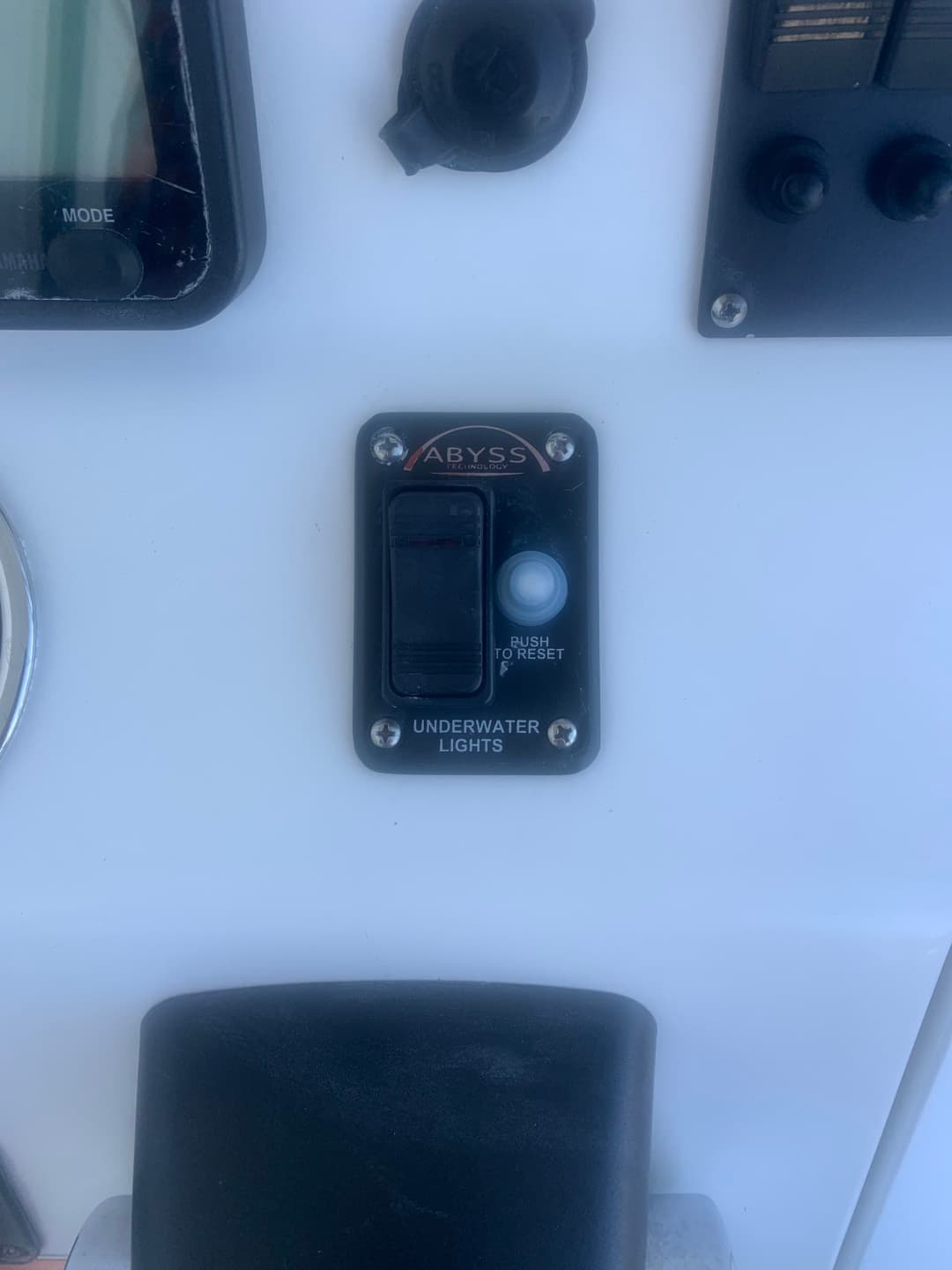 2010 Regulator 26 Forwarding Seating