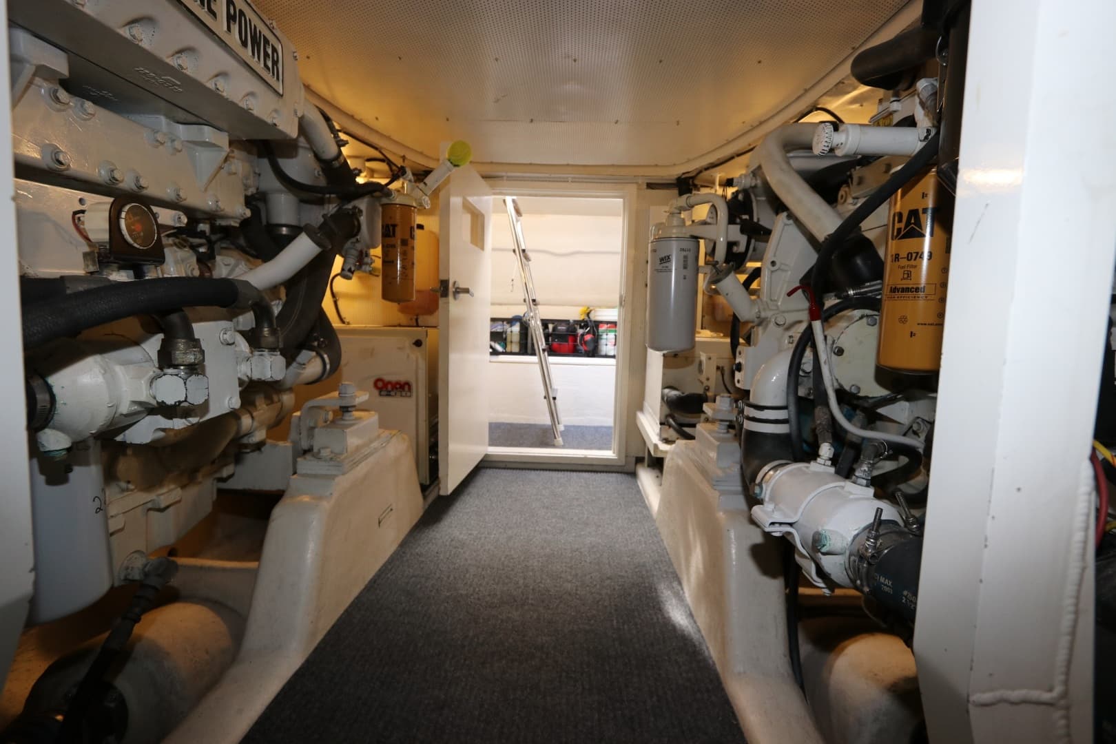 2005 Neptunus 56 Express