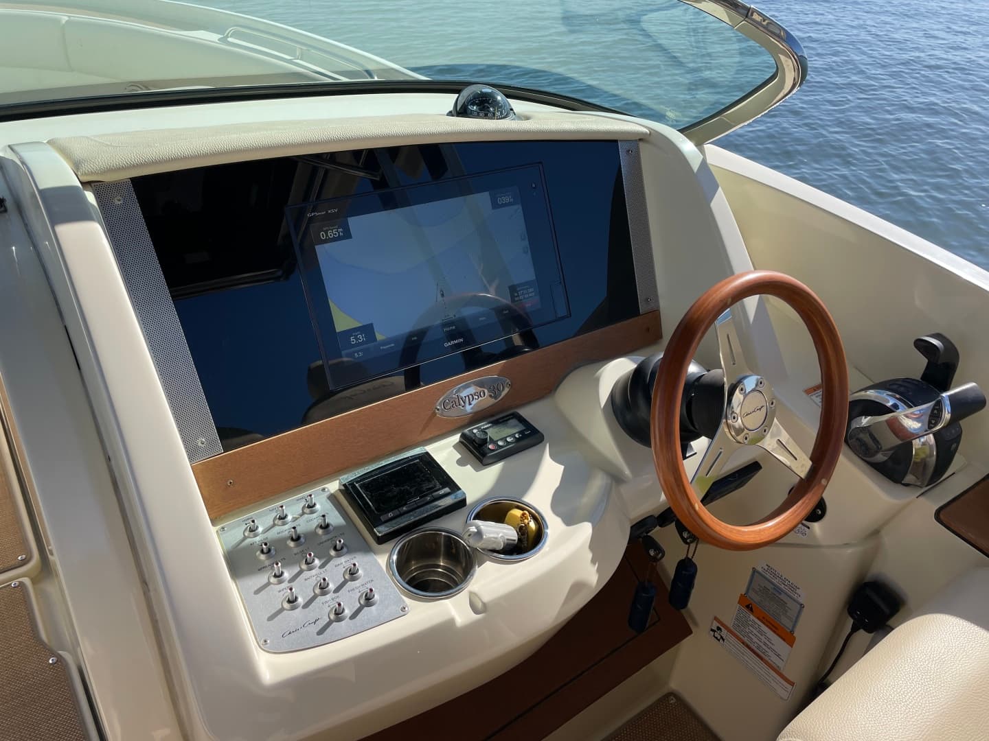 2018 Chris-Craft 30 Calypso - Perfect Storm - Helm