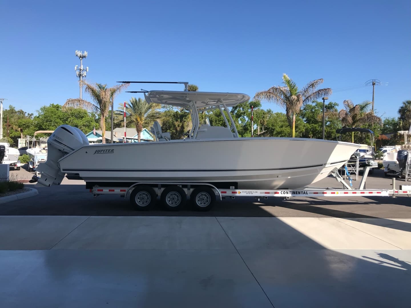 2018 Jupiter 30 HFS