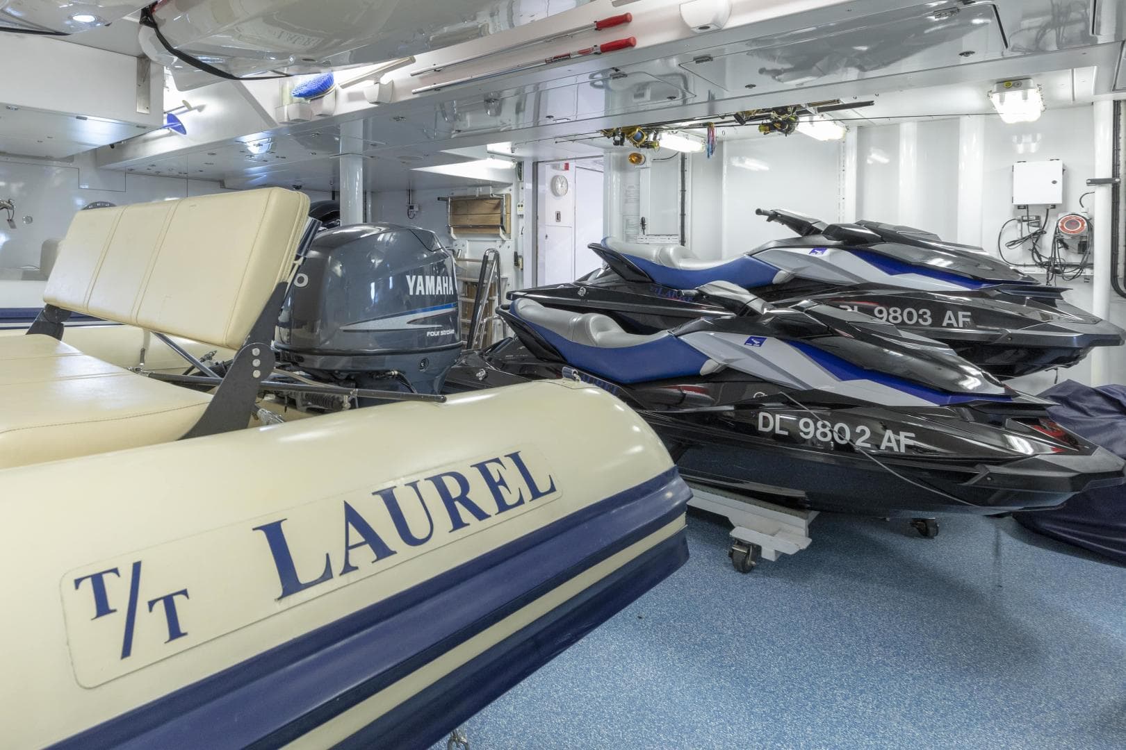 LAUREL 240'/73.15m Delta 2006/2014