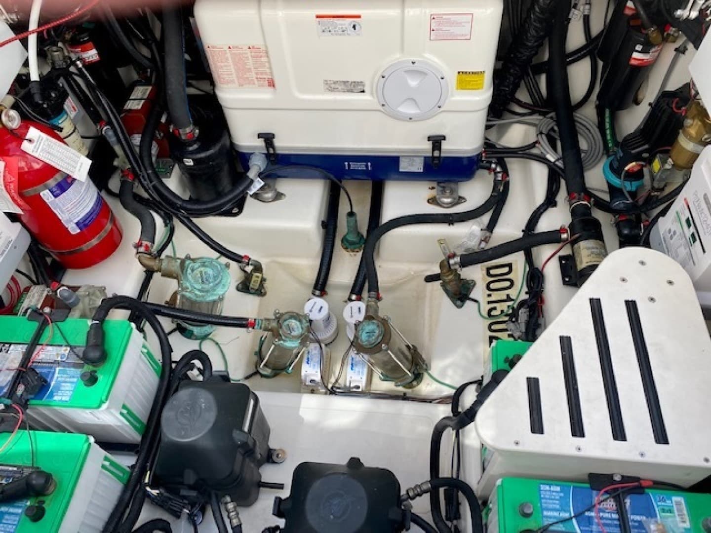 2020 Boston Whaler 380 Realm