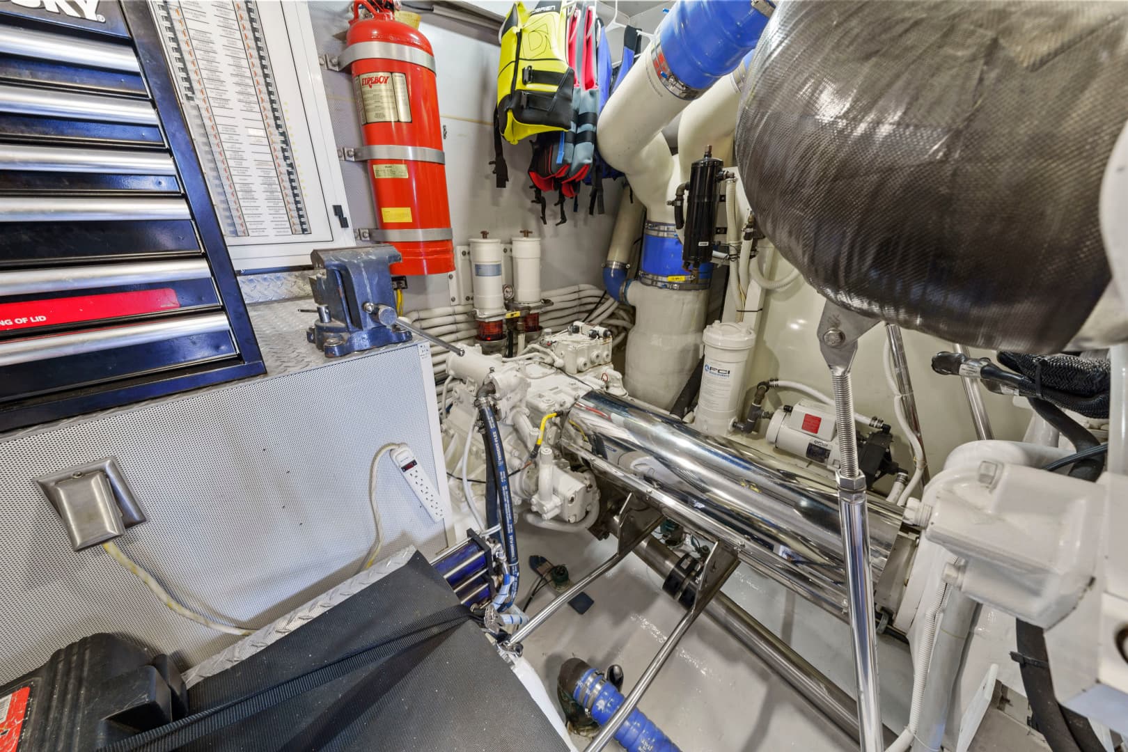 2006 Marquis 65 Pilothouse