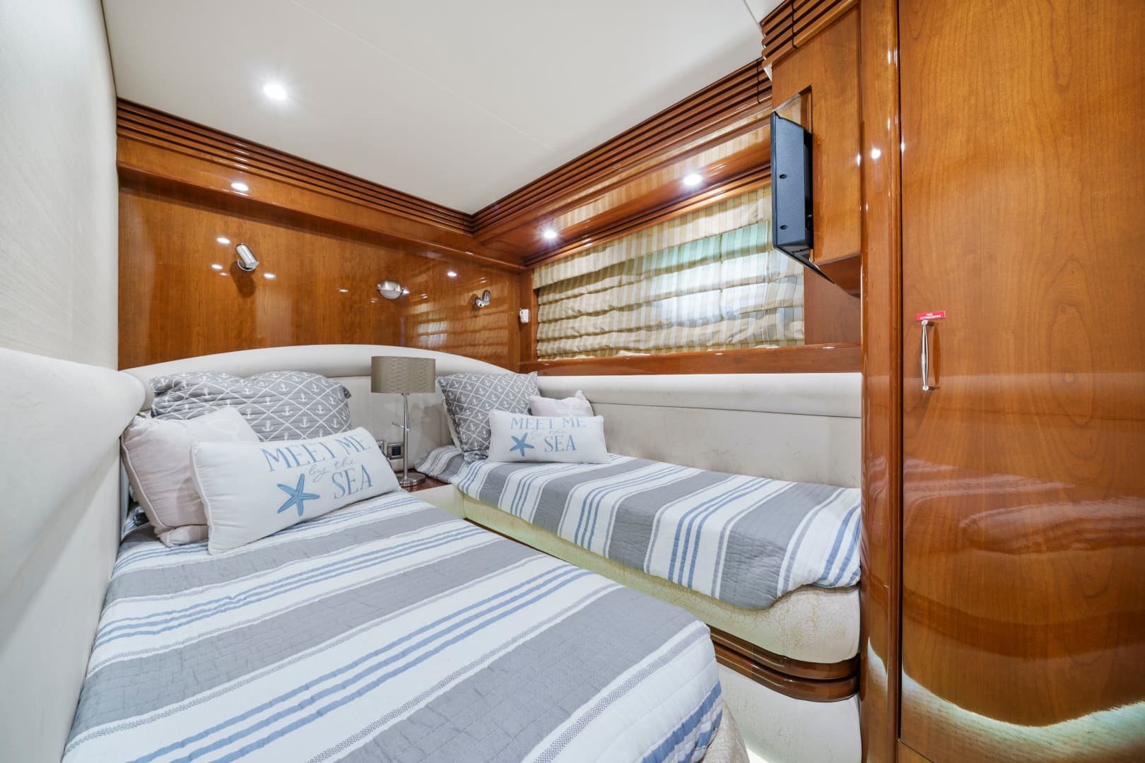 2006 Marquis 65 Pilothouse