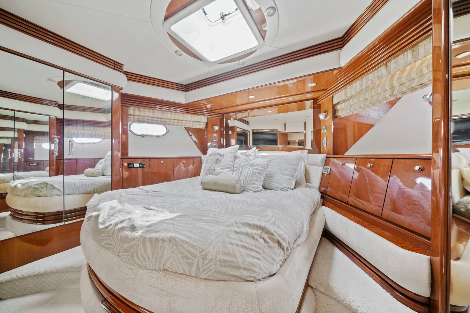 2006 Marquis 65 Pilothouse